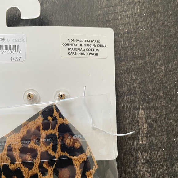 Mask Holder Set - Picture 3 of 4